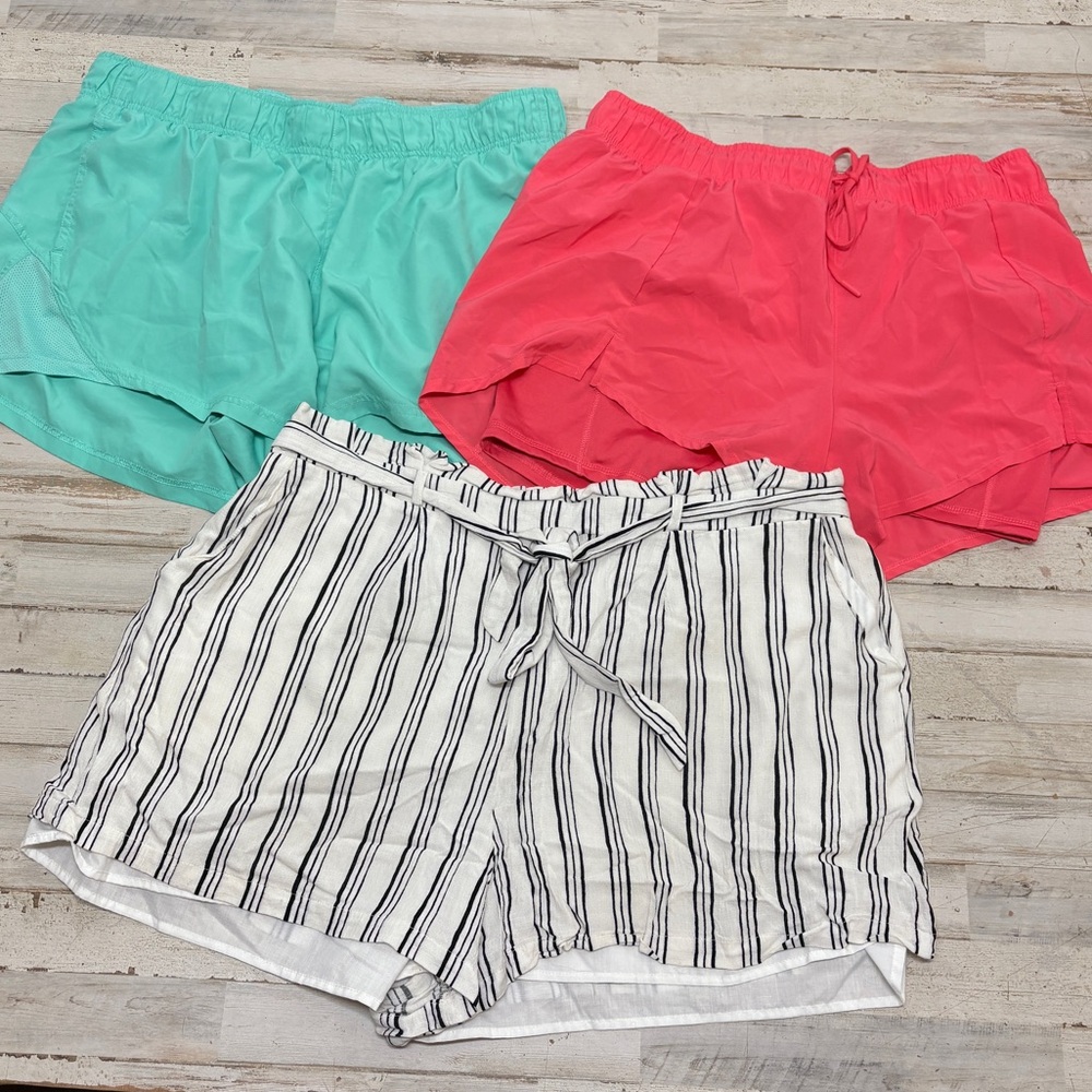 Lot of 3 Women's XXL Shorts Avia Pink Athletic Works Green Lopez Linen Striped